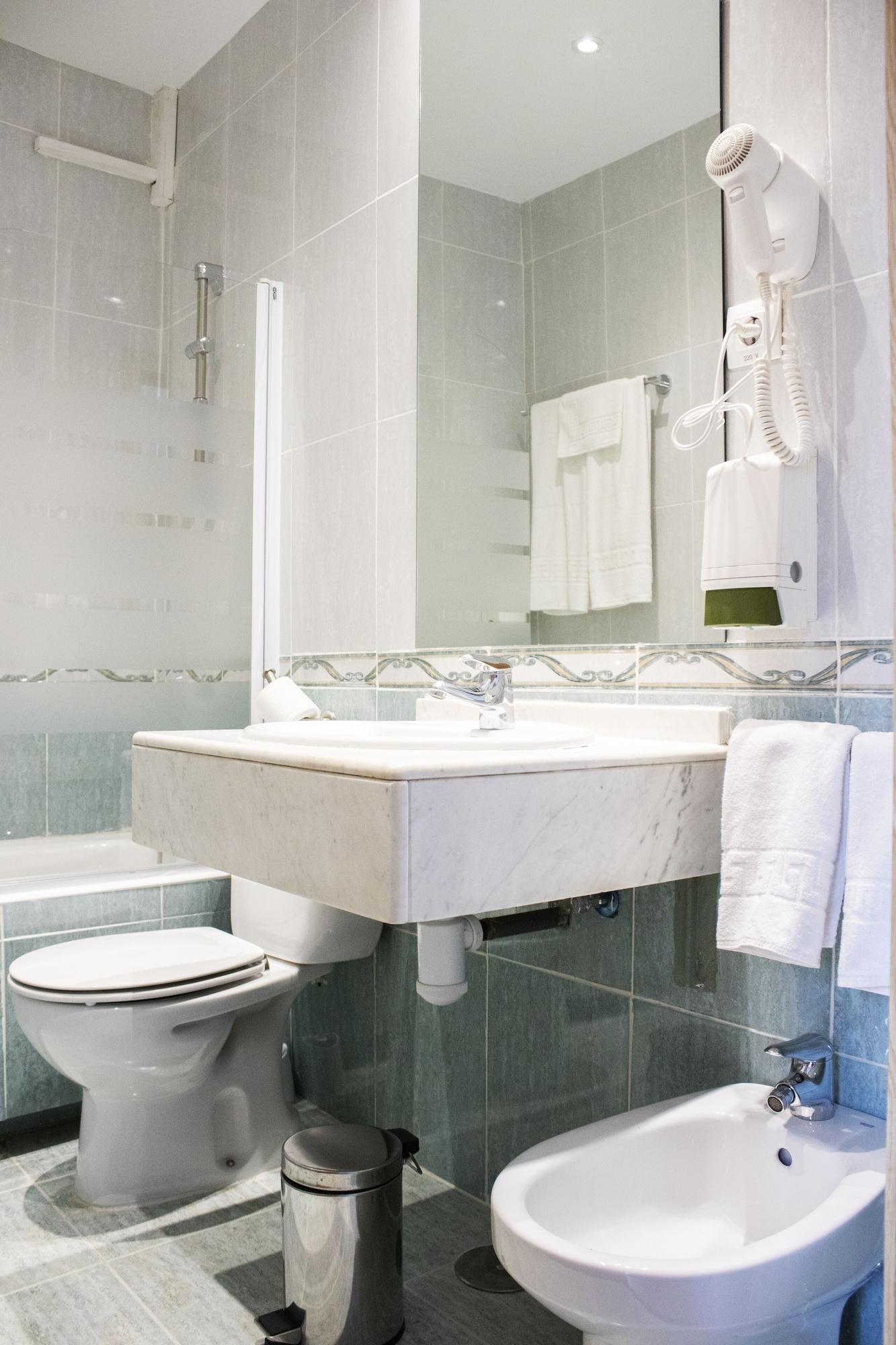 Madrisol Hotell Eksteriør bilde