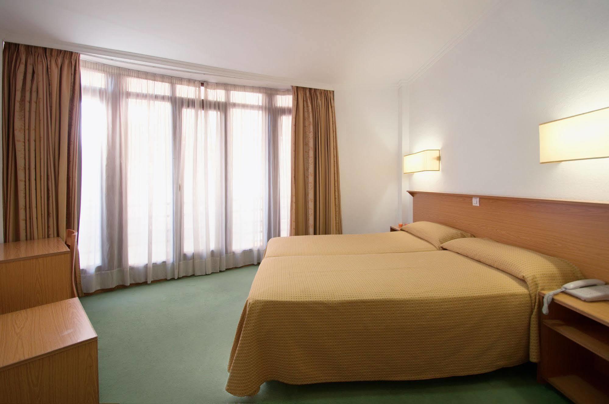 Madrisol Hotell Eksteriør bilde